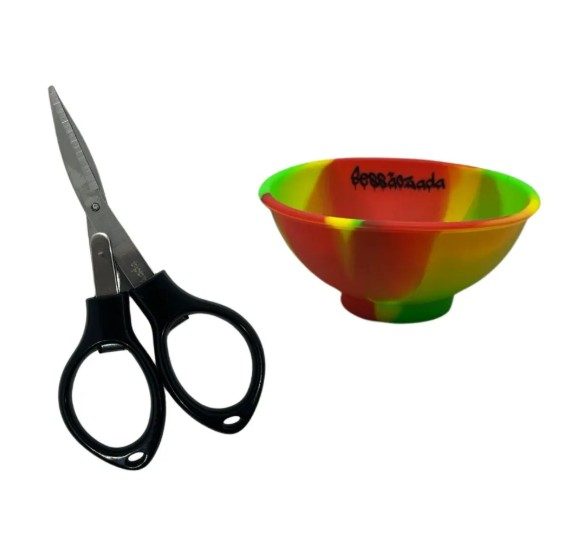 Kit Tesoura Dobrável Em Metal + Cuia de Silicone